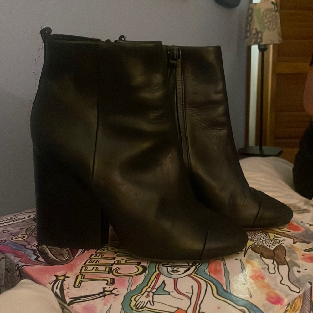 used coach booty heels, in good condition